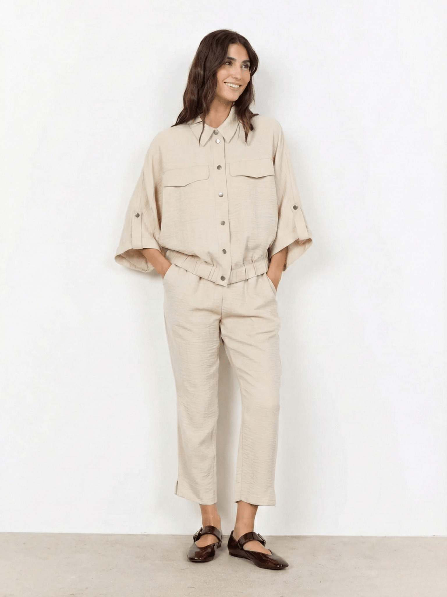 SC - CHARISSA 1 Jasje zand - Castelijn mode