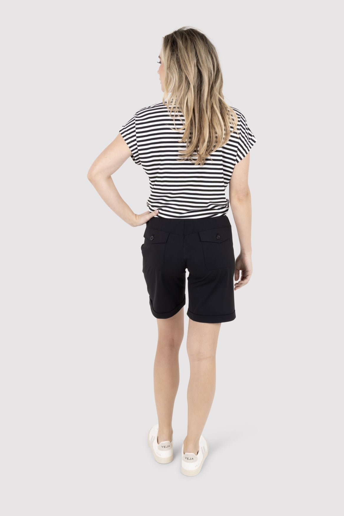 Zwart wit T-shirt Margot met viscose - Castelijn mode