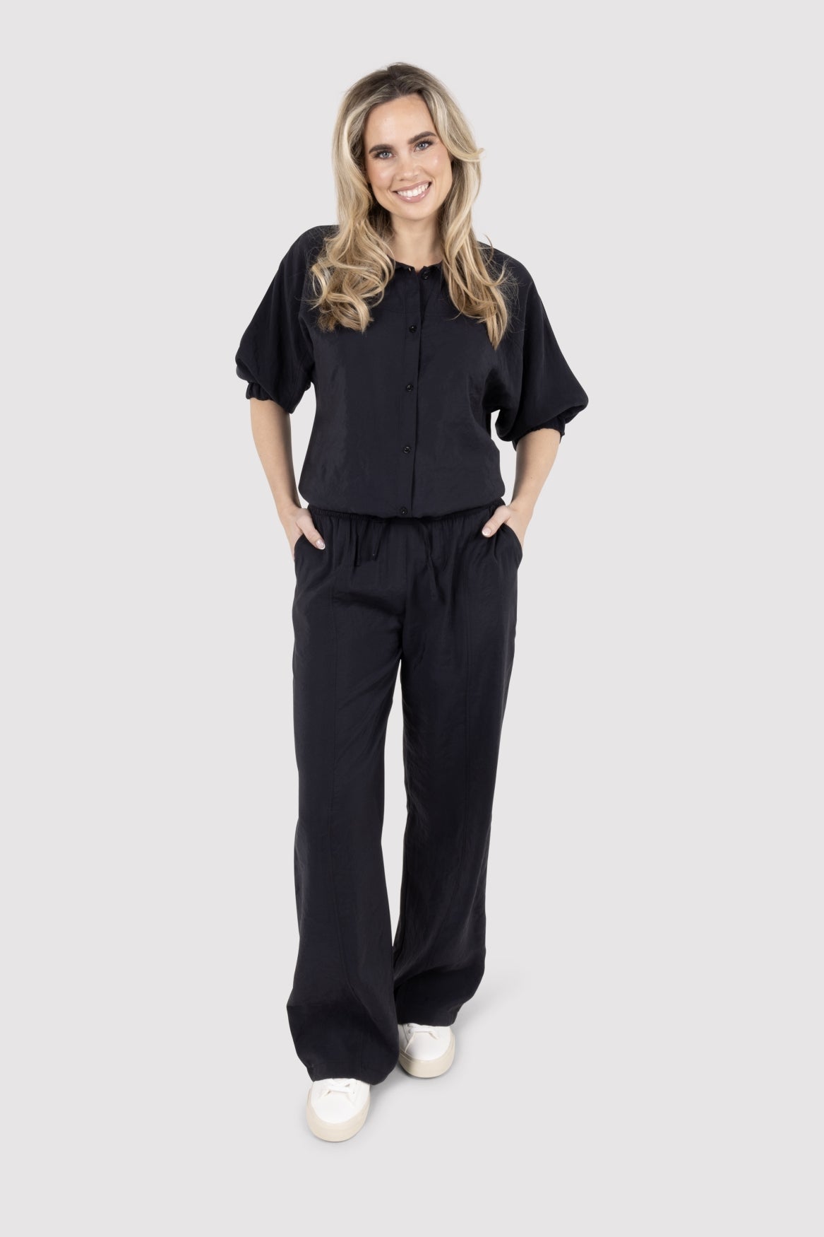 Zwarte broek Chloe met modal - Castelijn mode